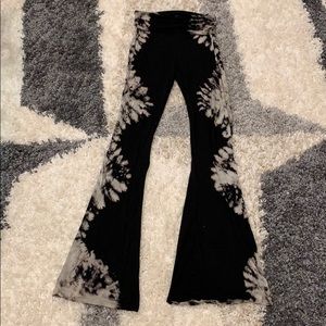 Black and white fold over sweatpants